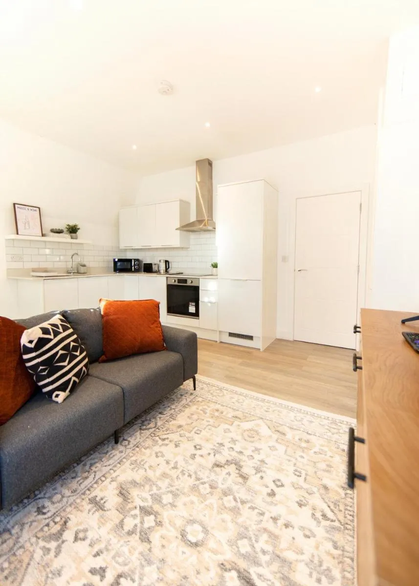 Image 4 of Stylish Flat, Close To Tube, Fast Wifi