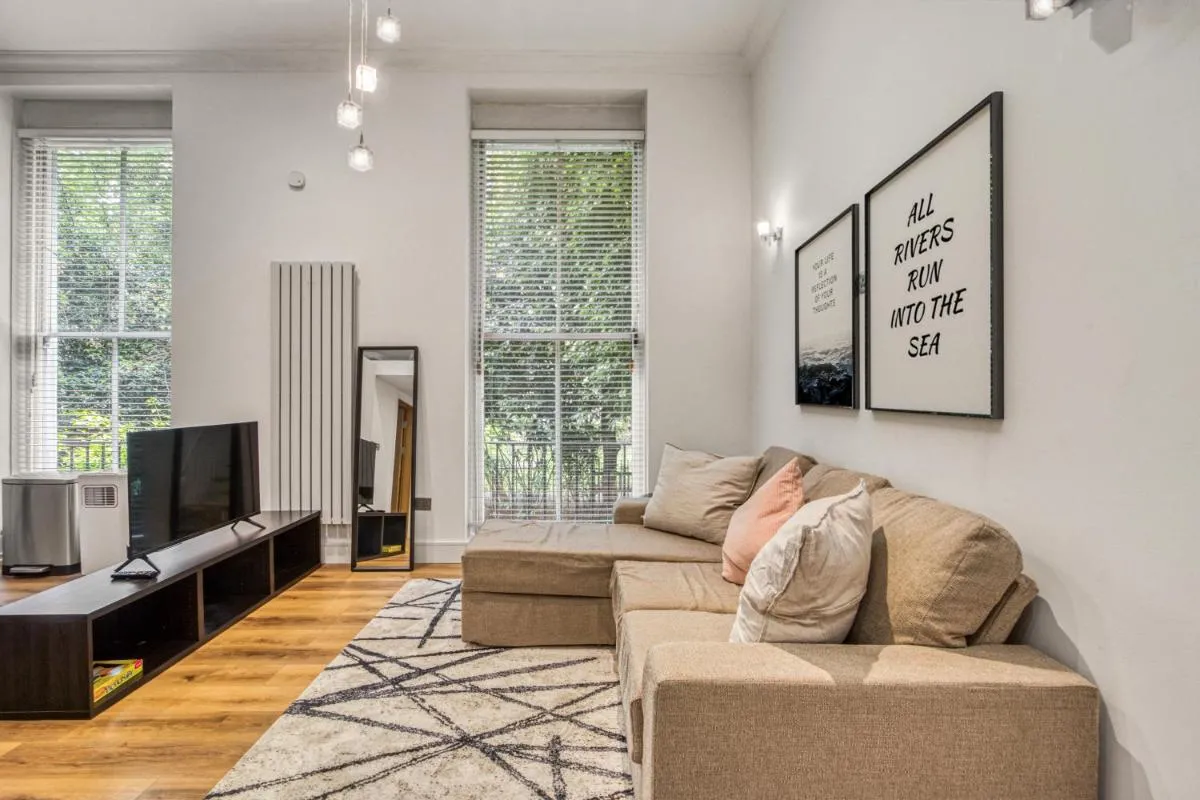 Image 5 of Stylish Flat by Hyde Park Walk to Notting Hill and Paddington