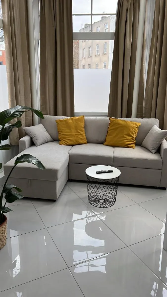 Image 3 of Stylish Flat in Camden/KingsCross