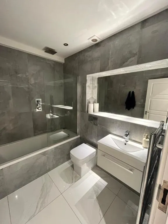 Stylish London Apartment – Stratford near ABBA Voyage, O2 Greenwich, London Stadium and Westfield Shopping Centre