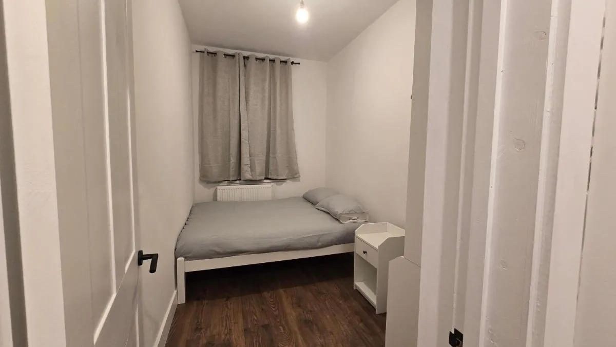 Image 3 of Stylish NW Stay Renovated Parking And Tube