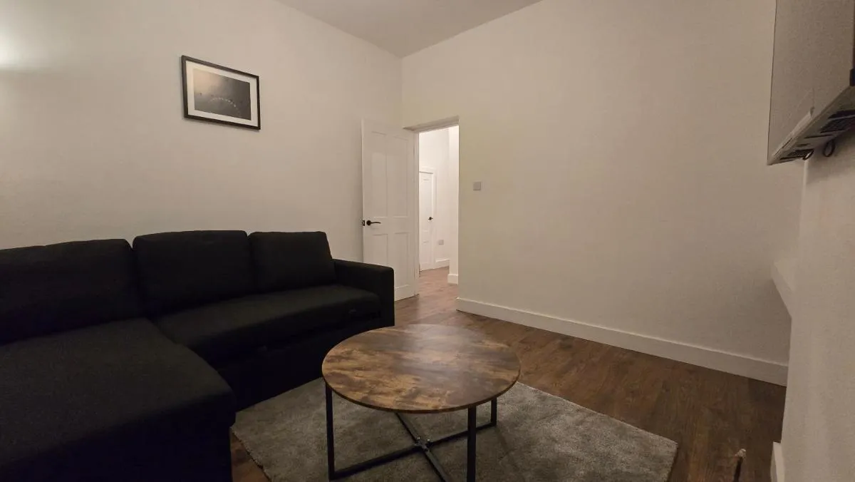 Image 5 of Stylish NW Stay Renovated Parking And Tube