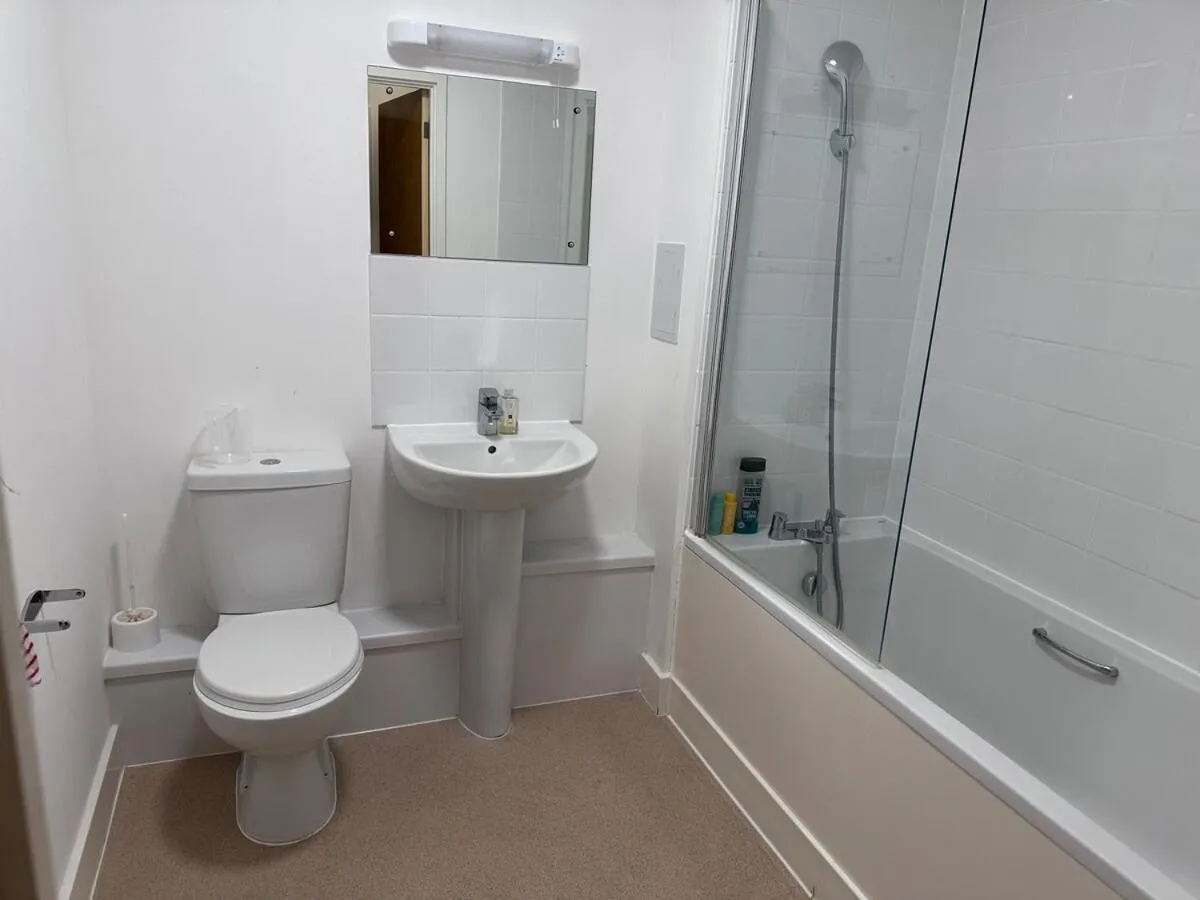 Image 3 of Stylish New Camden Town Studio