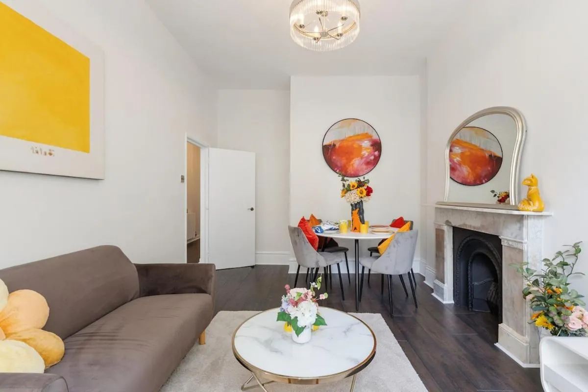 Image 4 of Stylish Notting Hill Flat Near Hyde Park