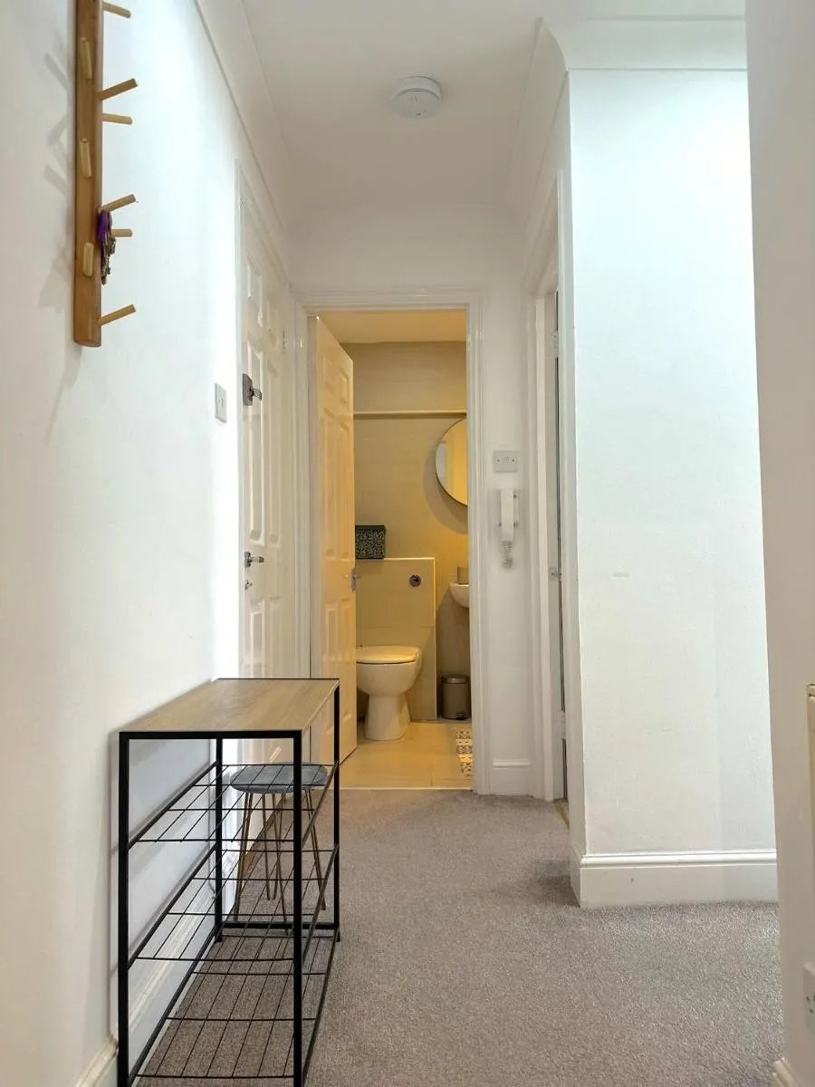 Image 4 of Stylish One Bedroom Flat Chancery Lane