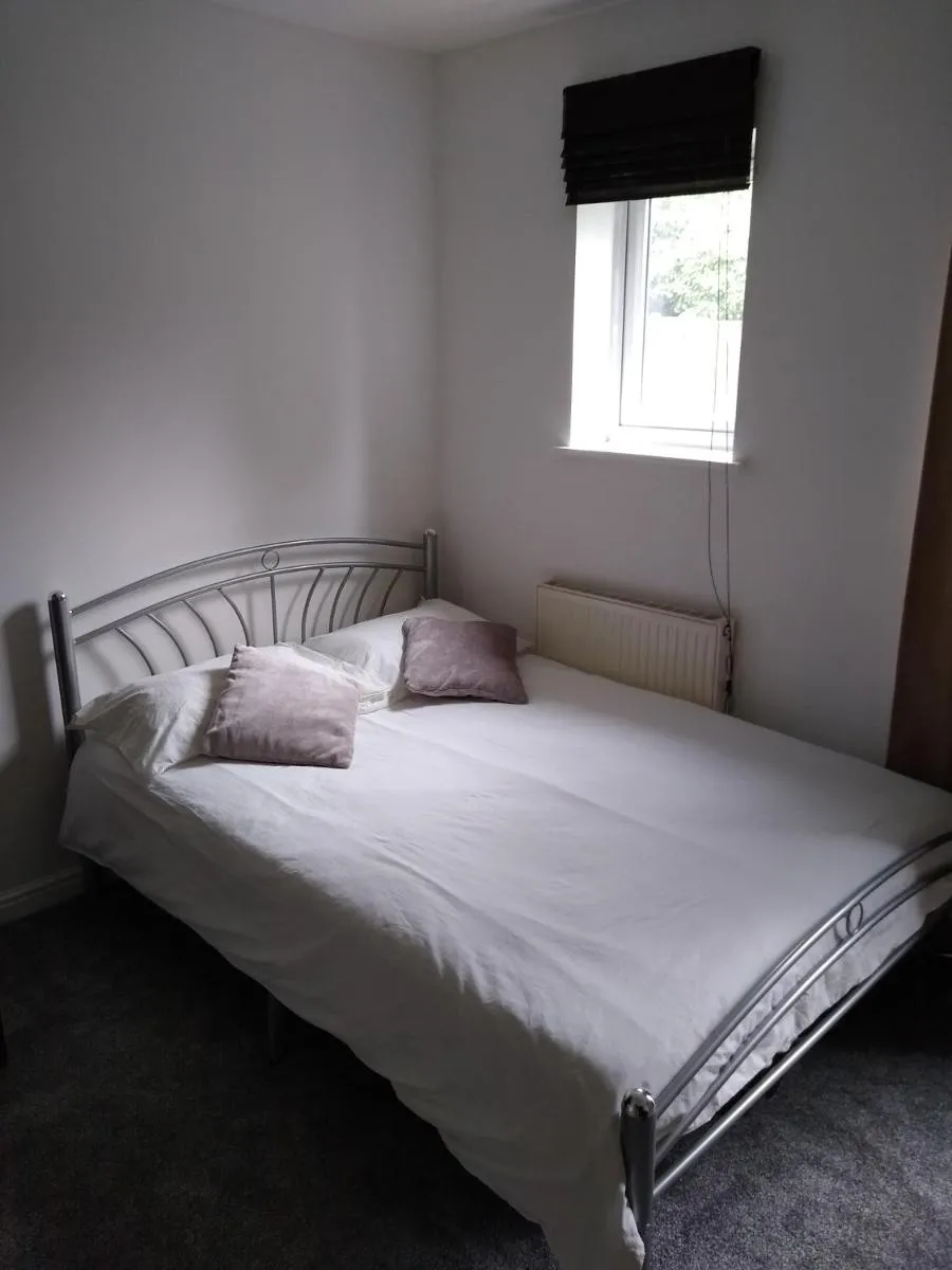 Image 4 of Stylish Private Double Room w/ensuite