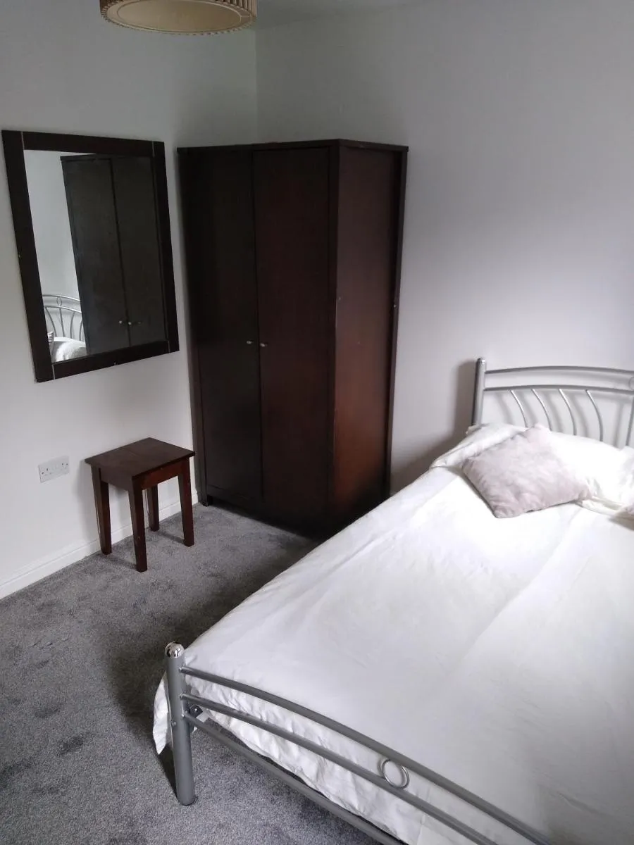 Image 5 of Stylish Private Double Room w/ensuite