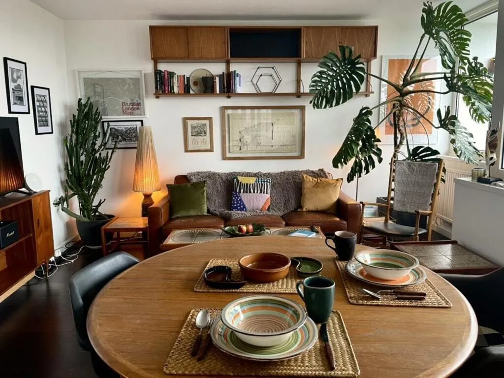 Image 3 of Stylish Room at London Fields with Amazing City View