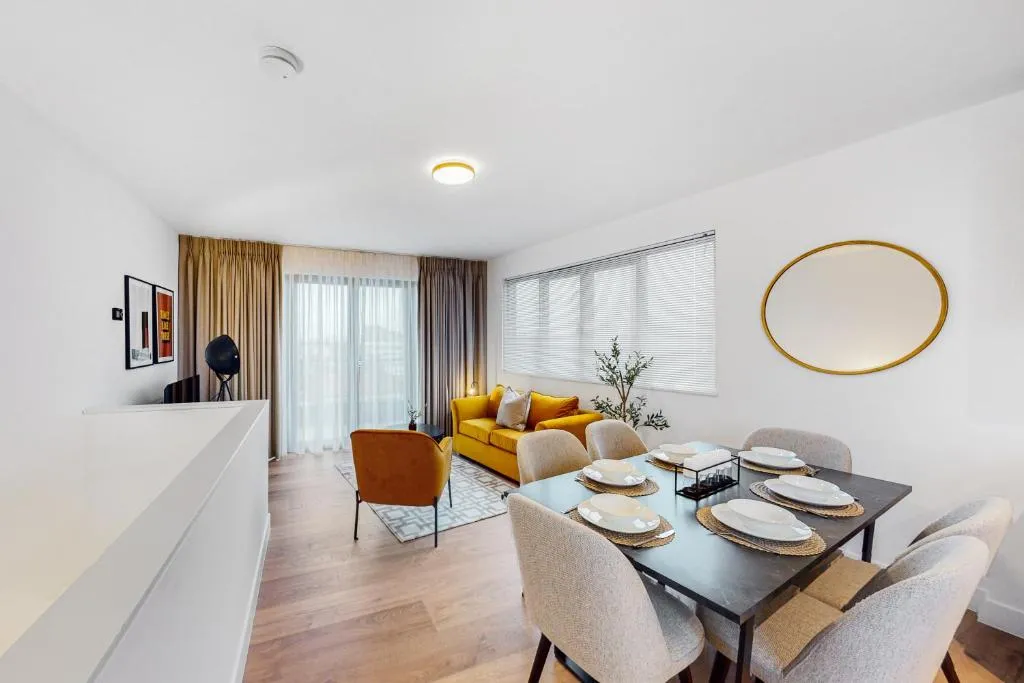 Stylish & Spacious Modern Apartments near Dalston Kingsland Station – by Short Stories London