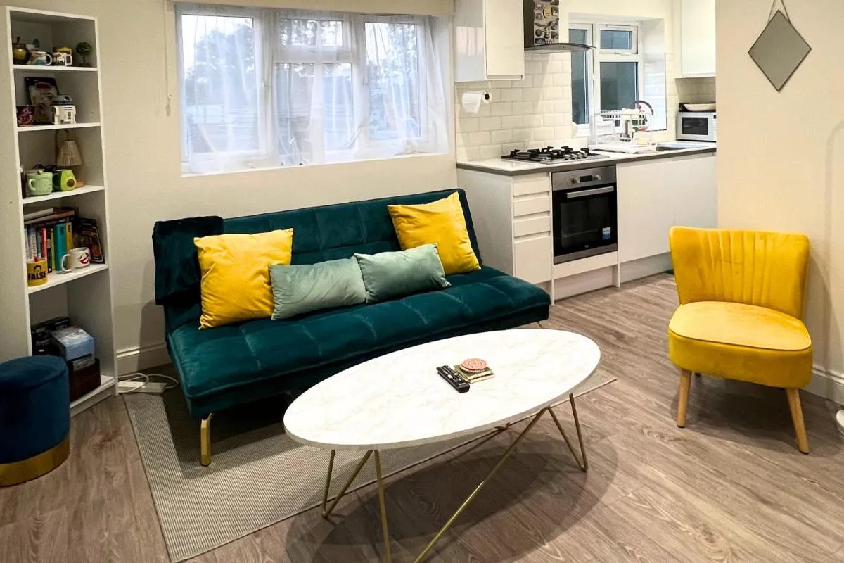 Image 4 of Stylish and Cozy flat in London