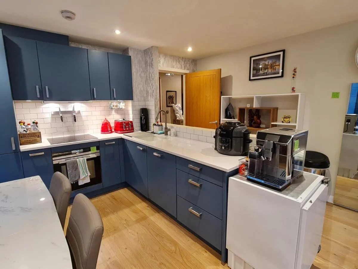 Image 3 of Stylish and Modern 1 Bedroom Apartment in Farringdon