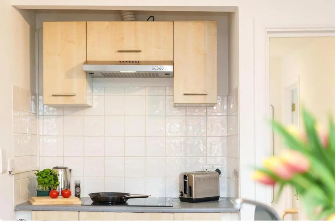 Image 4 of Stylish and Spacious Peckham Flat