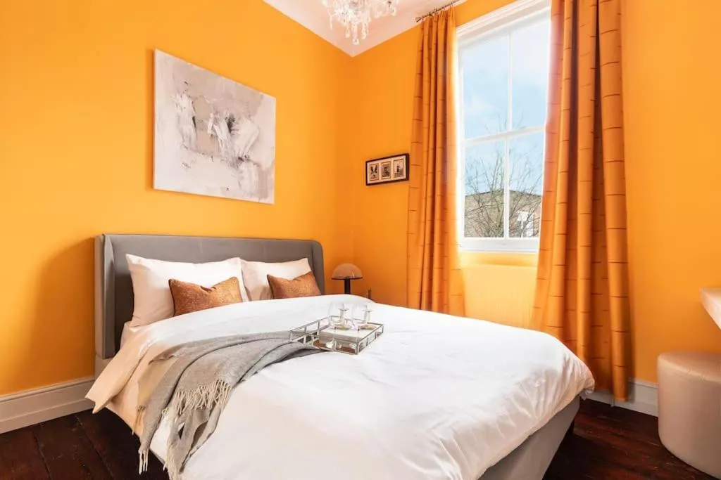 Image 5 of Stylish central London flat