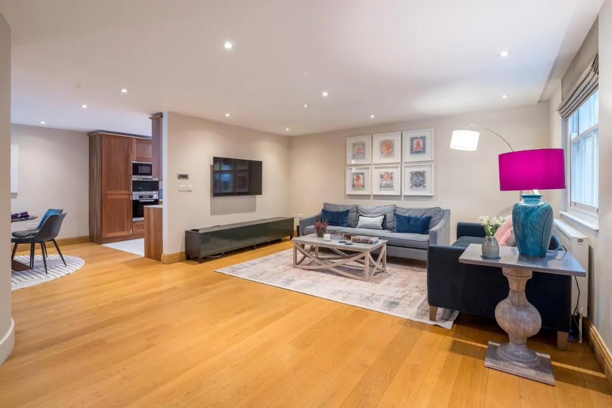 Image 5 of Stylish home close to Regents Park