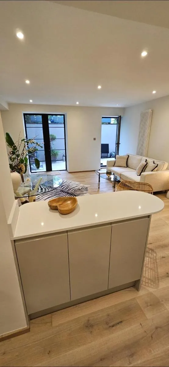 Image 5 of Stylish new 2 bedroom apartment
