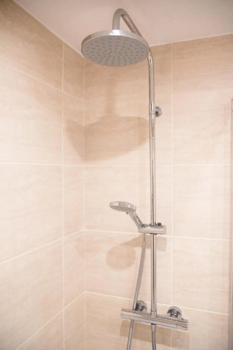 Image 4 of Superb Spacious Zone 1 Modern 3-Bed 2-Bath, Trendy Fitzrovia W1 by Oxford Street Sleeps 6