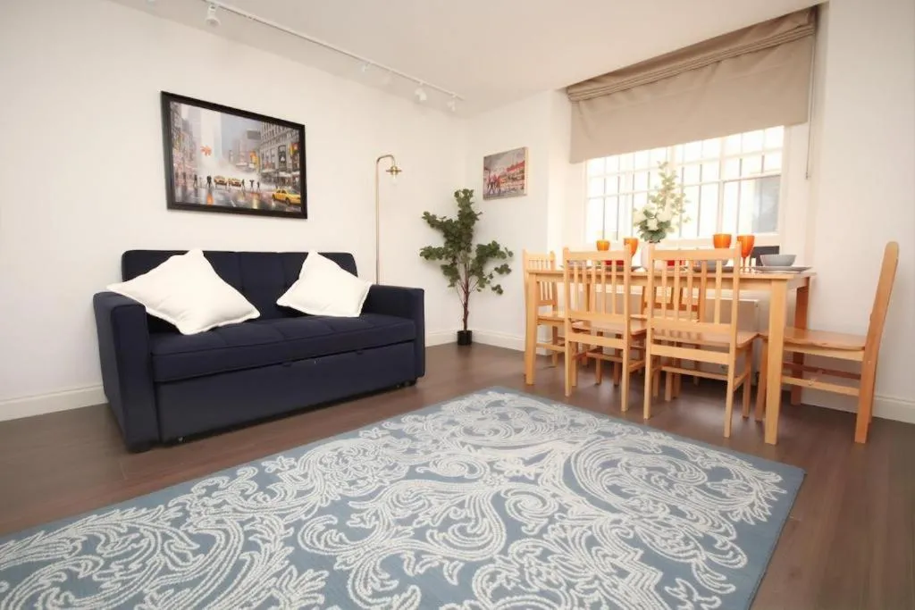 Image 3 of Superb flat near Victoria station