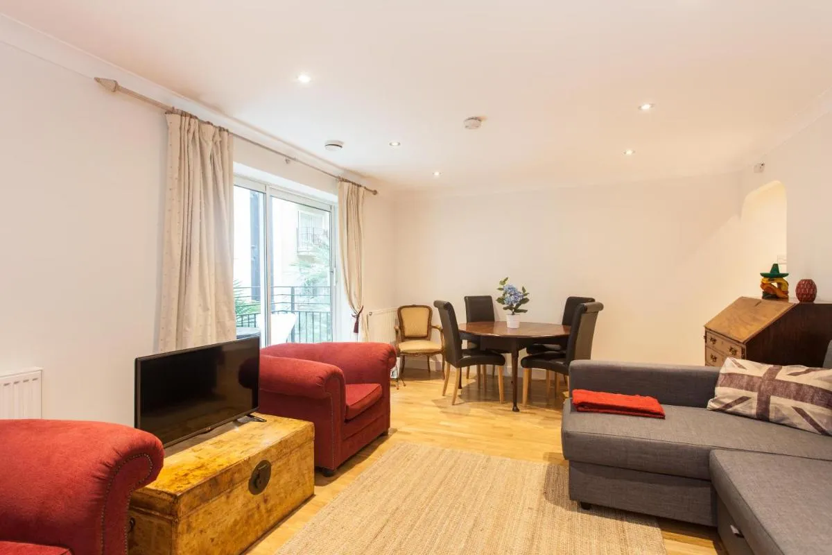Image 5 of Superior 2 Bedroom apartment St Paul’s City of London