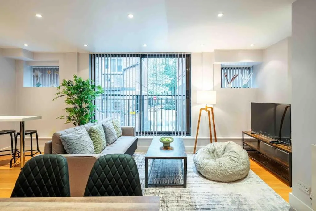 Image 5 of Sweet 3BRs house close to Oxford & Soho