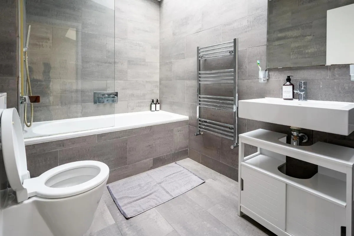 Image 3 of Sweet 3BRs house close to Oxford & Soho