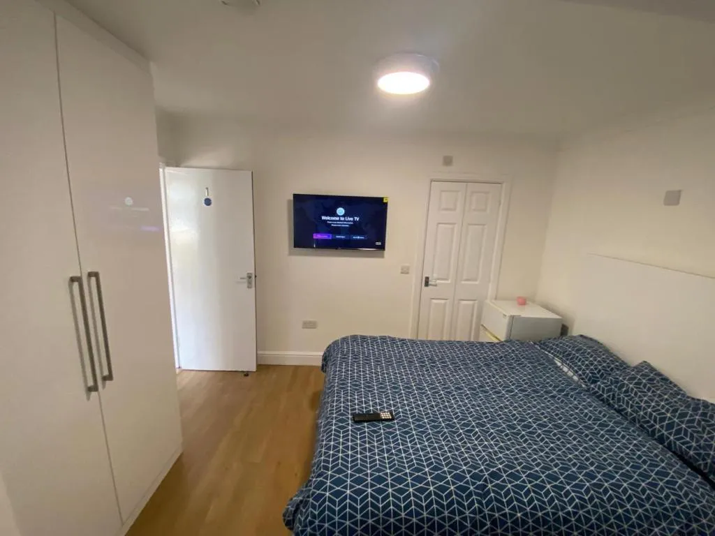 Image 1 of THE ROYAL LONDON LODGE by HEATHROW