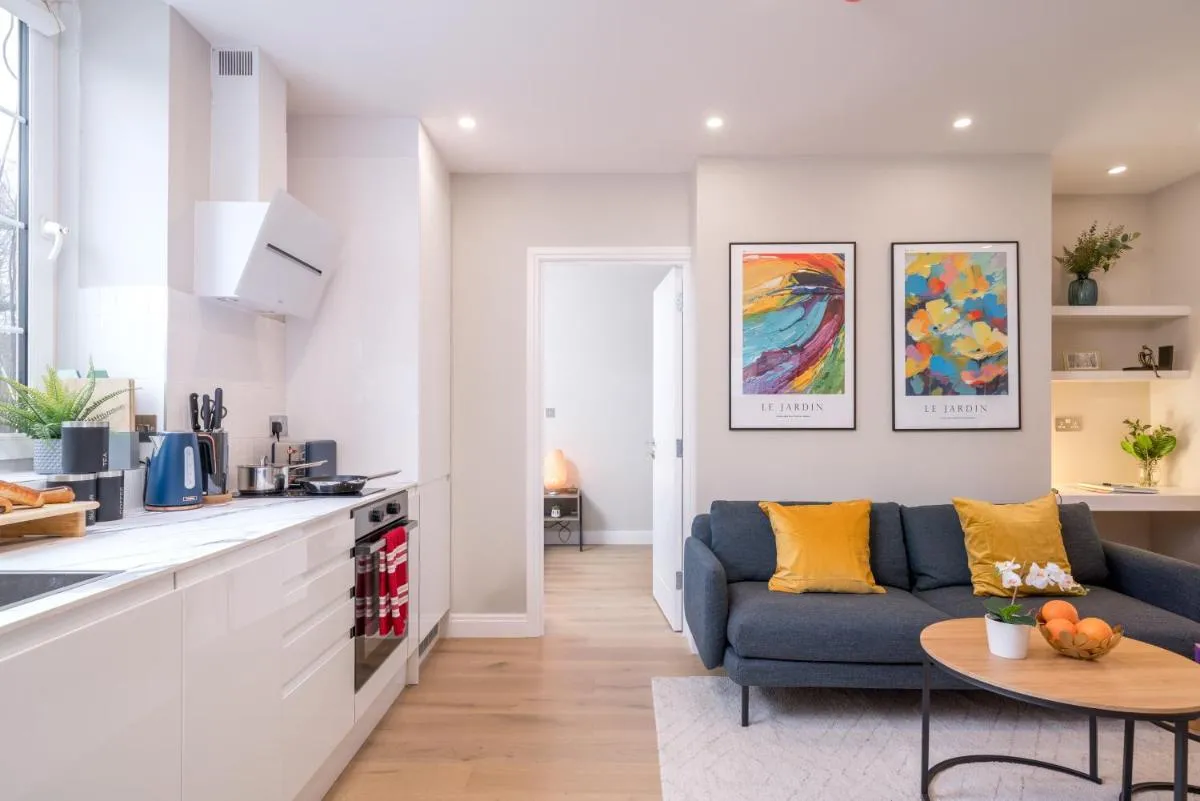 Image 3 of Tabard House Apartment London Bridge In City Of London