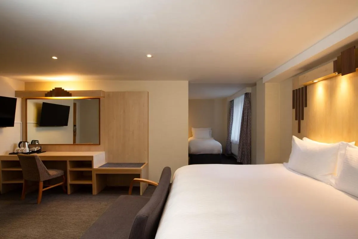 Image 5 of Tavistock Hotel