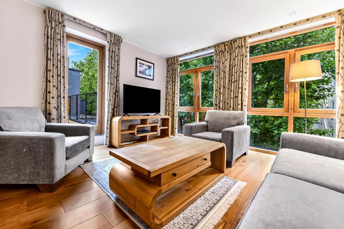 Image 5 of Tavistock Place Apartments