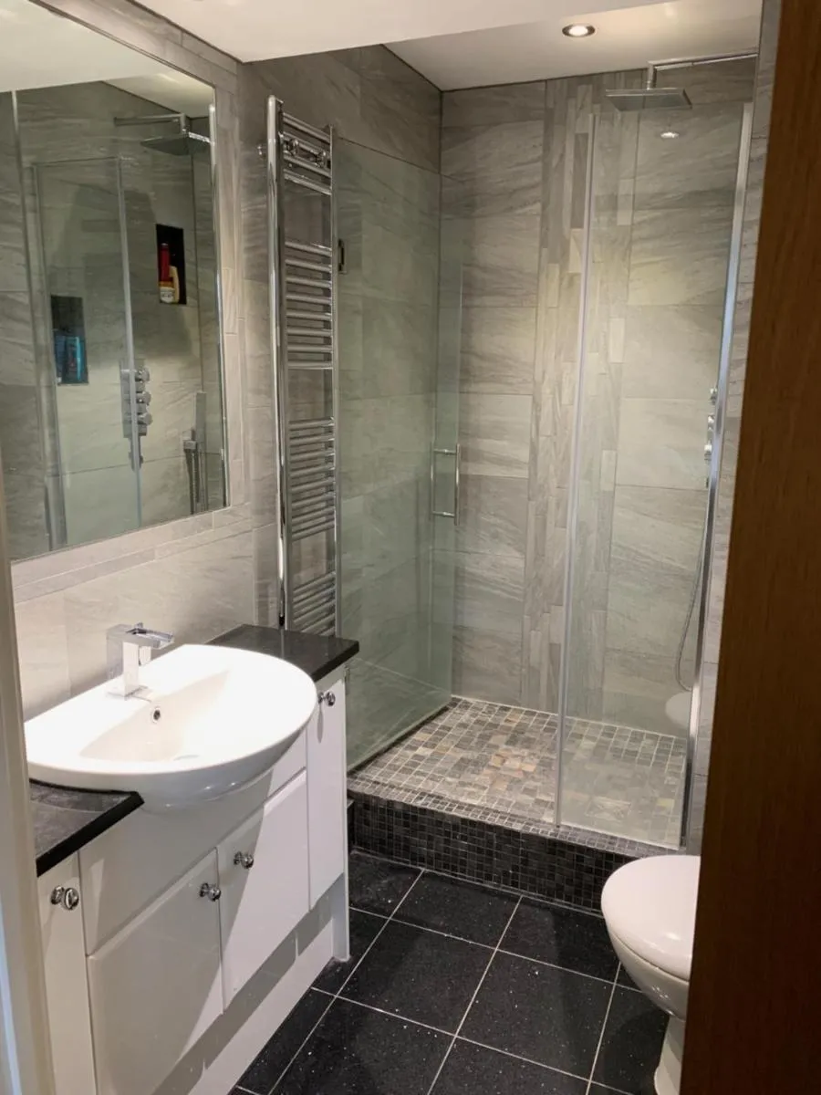 Image 3 of Thames View Apartment, Imperial Wharf