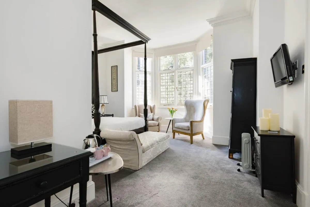 Image 5 of The Abbey Notting Hill