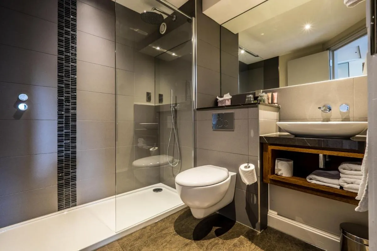 Image 3 of The Alexander Pope Hotel