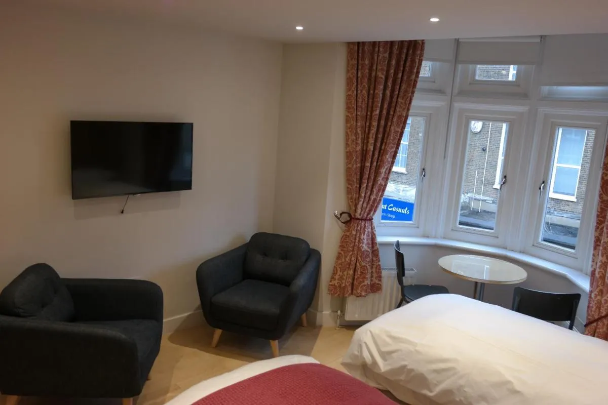Image 5 of The Alma Rooms