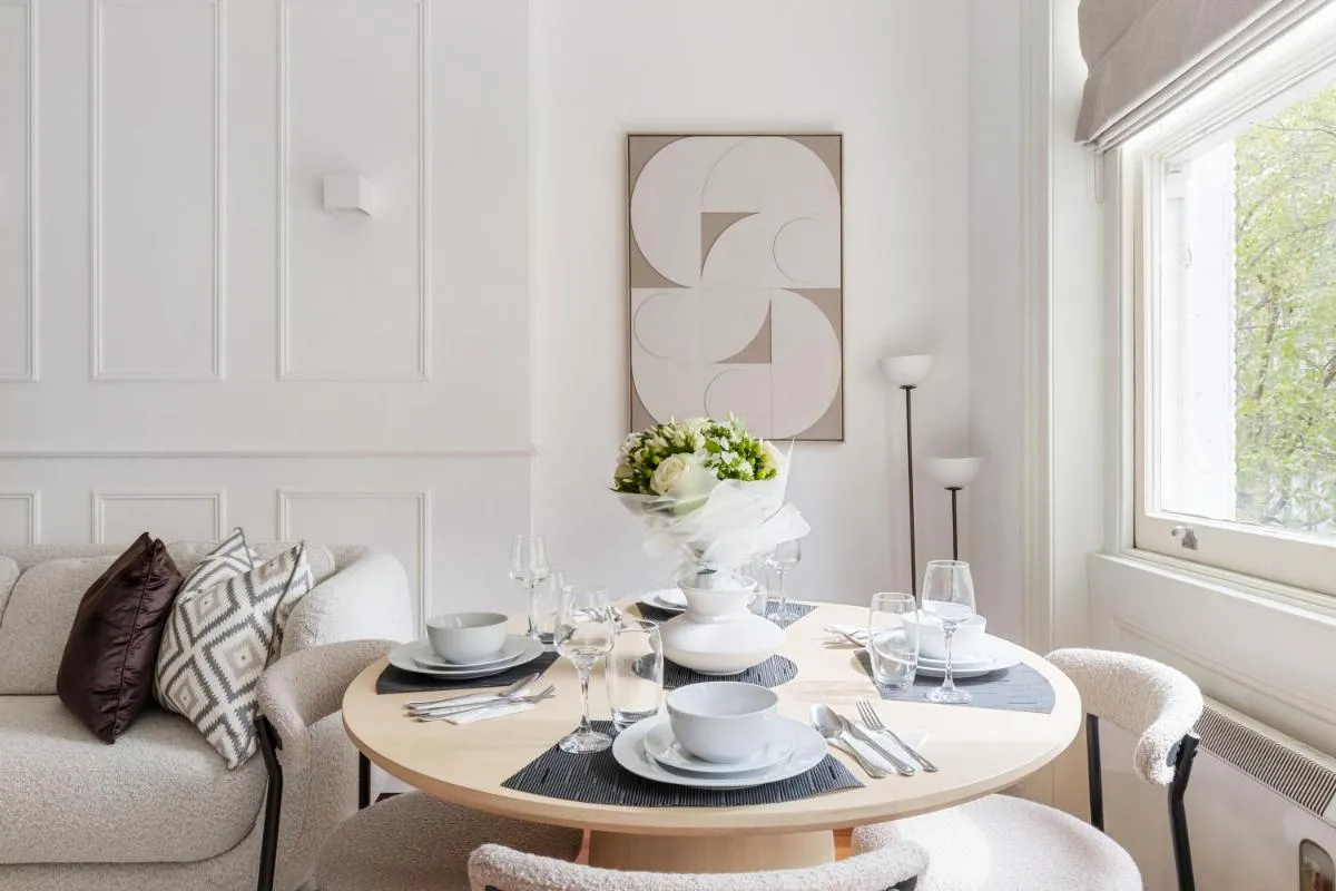 Image 5 of The Astoria Residence – The Duke Collection