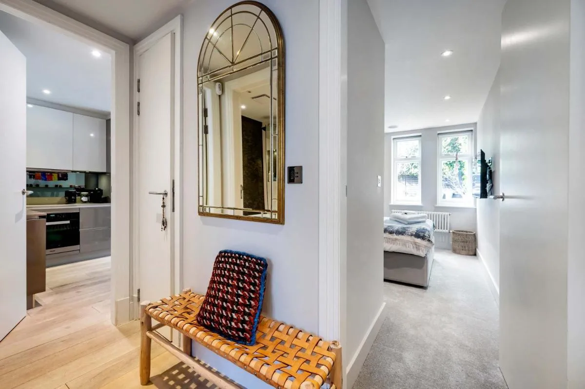 Image 5 of The Bohemian Rhapsody, Hampstead – by Out of office Lifestyle