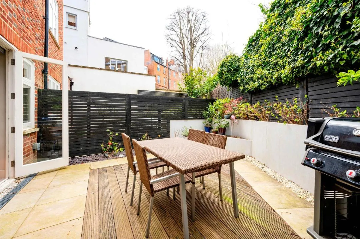 Image 3 of The Bohemian Rhapsody, Hampstead – by Out of office Lifestyle