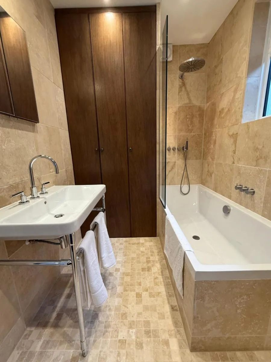 Image 3 of The Brent Cross Suite