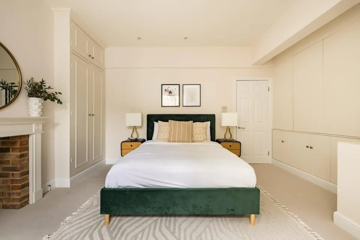 Image 4 of The Chelsea Nest – Stylish 2BDR with Balcony