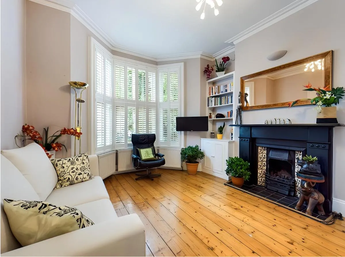 Image 4 of The Clapham Apartment with Private Patio