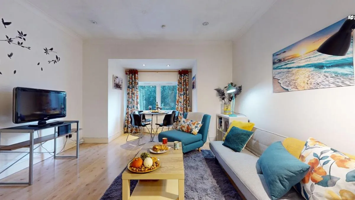 Image 5 of The Cosy Bay Near Tower Bridge