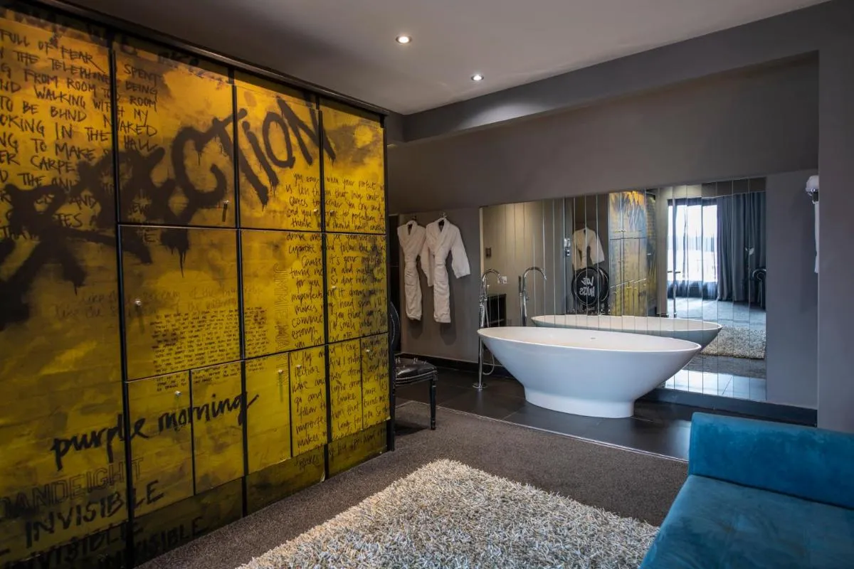 Image 3 of The Exhibitionist Hotel