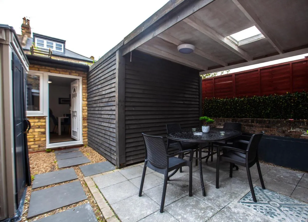 Image 5 of The Finsbury Guesthouse