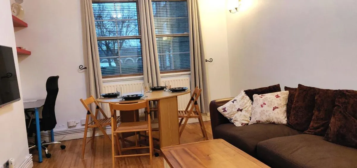 Image 4 of The Hideaway in London