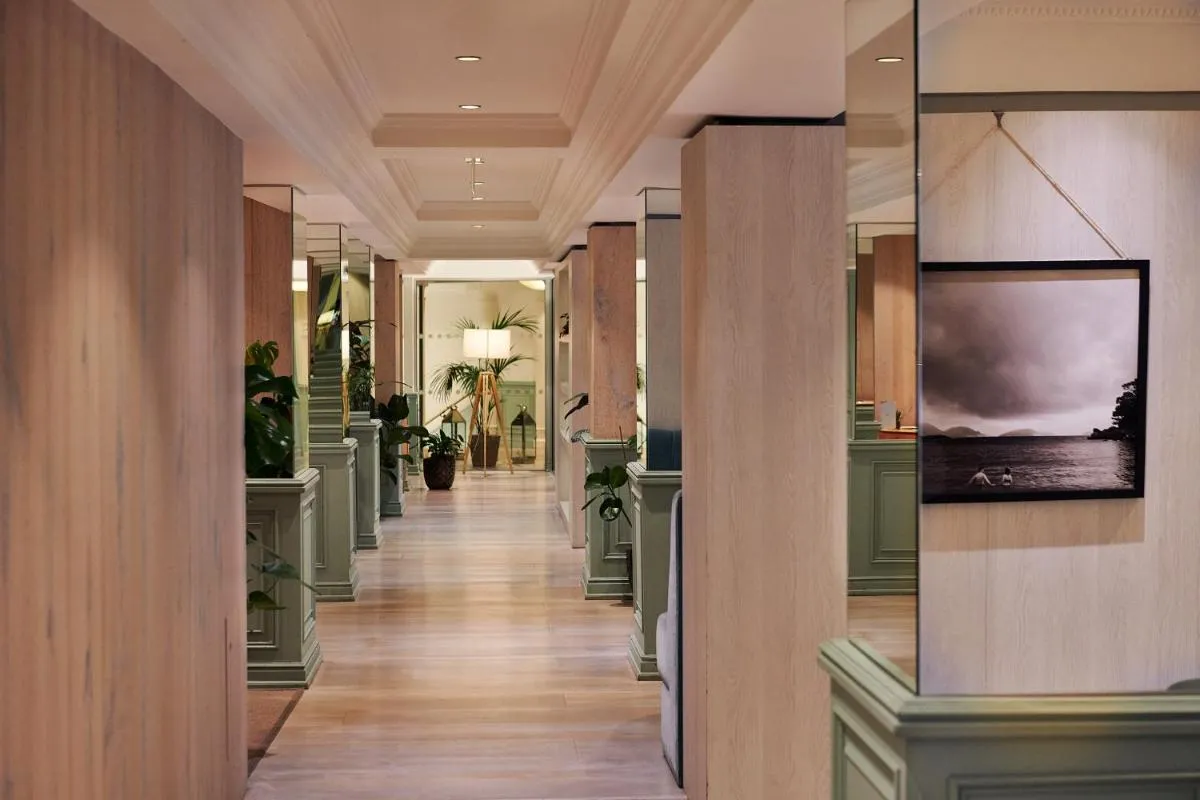 Image 5 of The Level at Melia White House