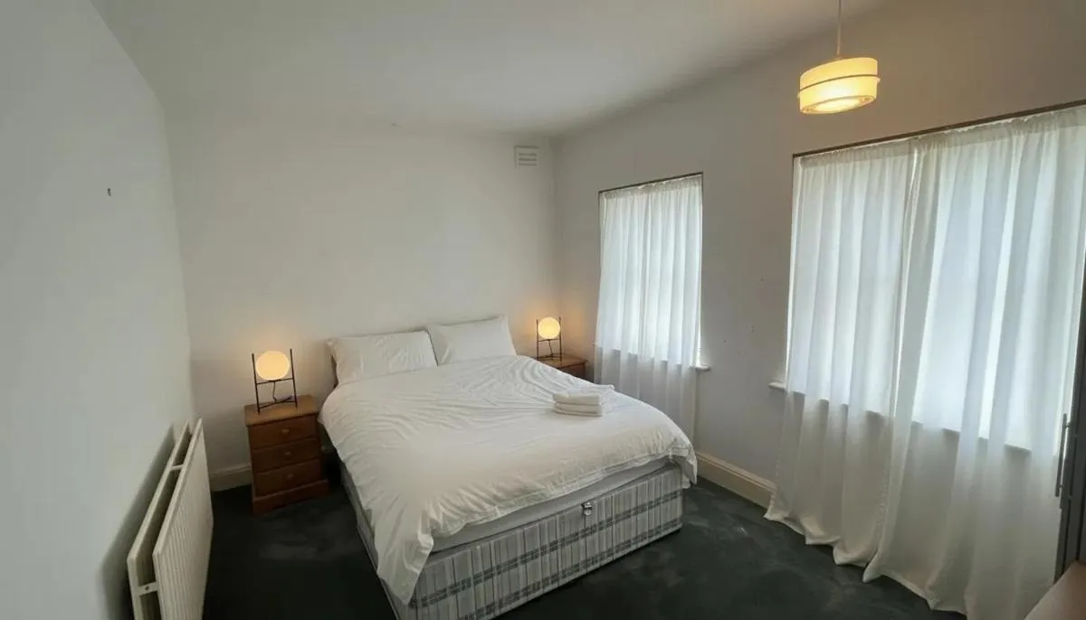 Image 4 of The London Residence