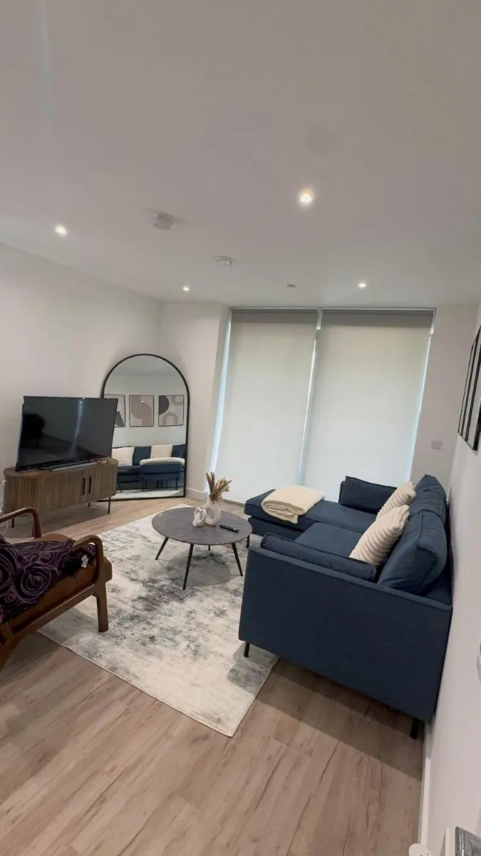Image 5 of The Luxury Spot