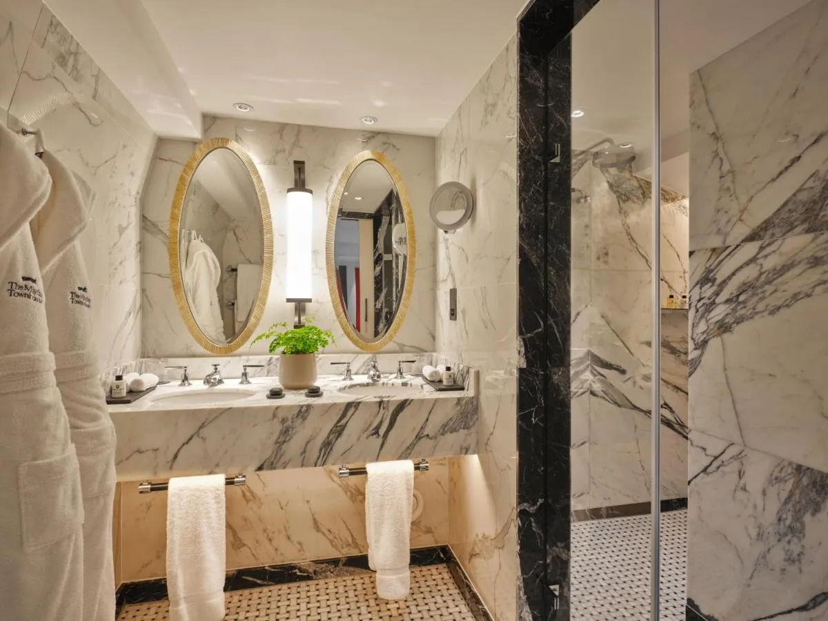 Image 3 of The Mayfair Townhouse – an Iconic Luxury Hotel