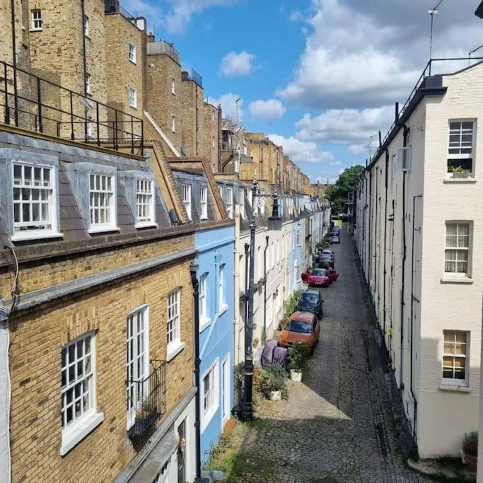 Image 5 of The Mews House