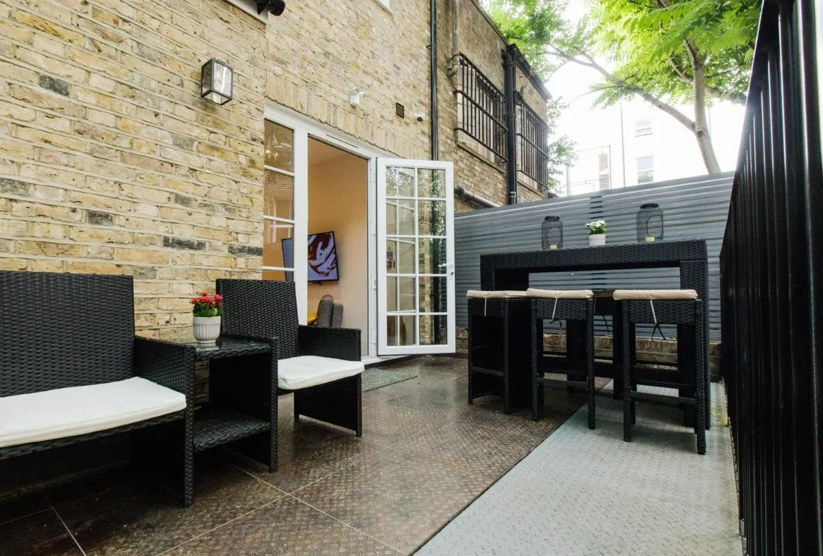 Image 3 of The Mornington Camden Female only Hostel