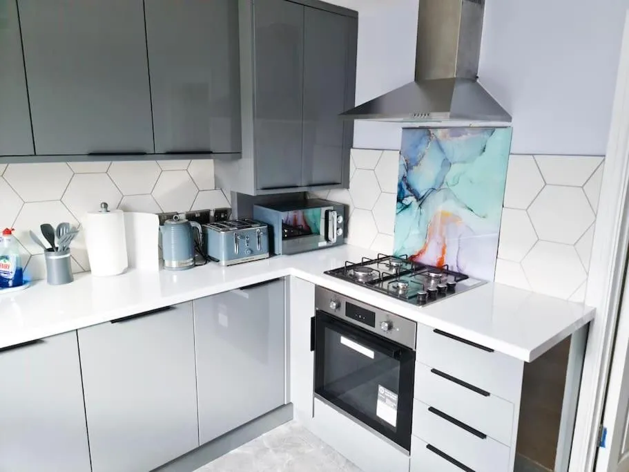 Image 1 of The Navarone Blue Orchid Flat