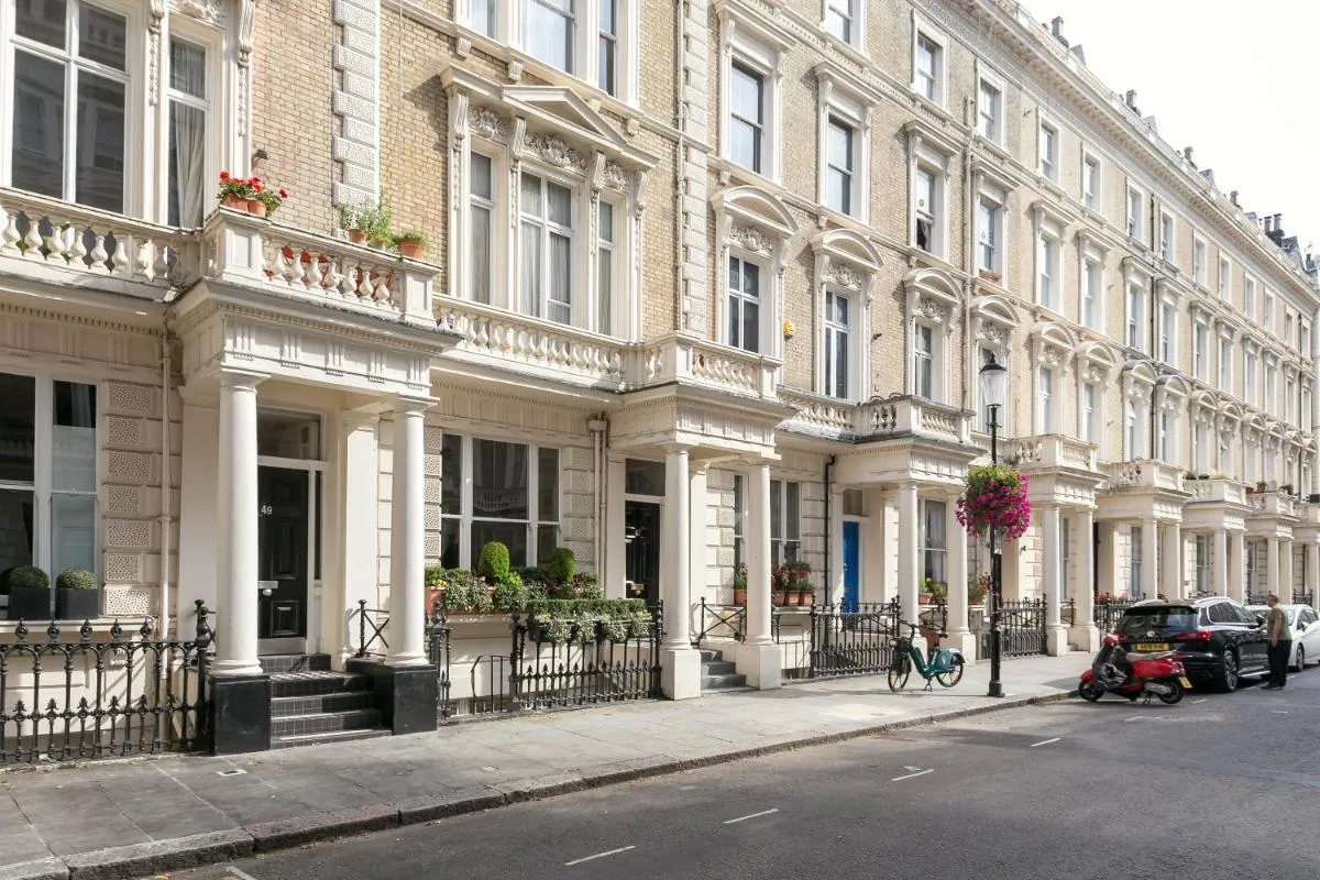 Image 4 of The Notting Hill Residence – 2 BR Apartment Close to Hyde Park